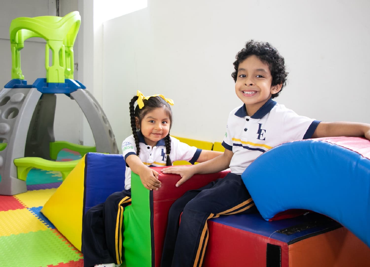 colegio_elim_villa_el_salvador_02